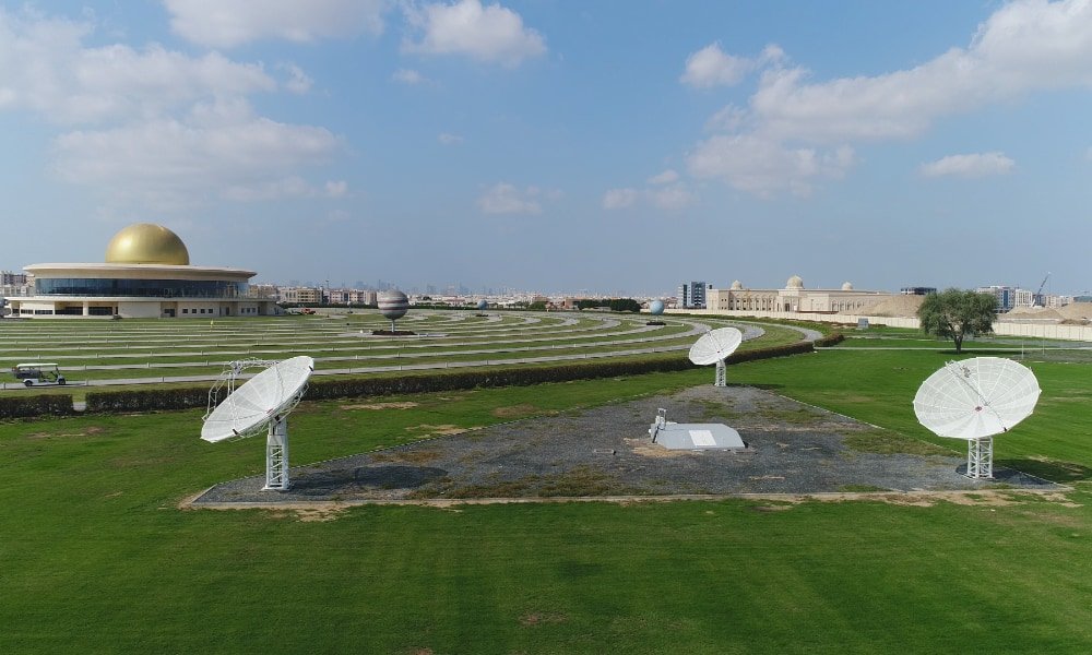 More SPIDER 500A radio telescopes installed in Sharjah Academy for Astronomy, Space Sciences & Technology: 3 SPIDER 500A installed and ready