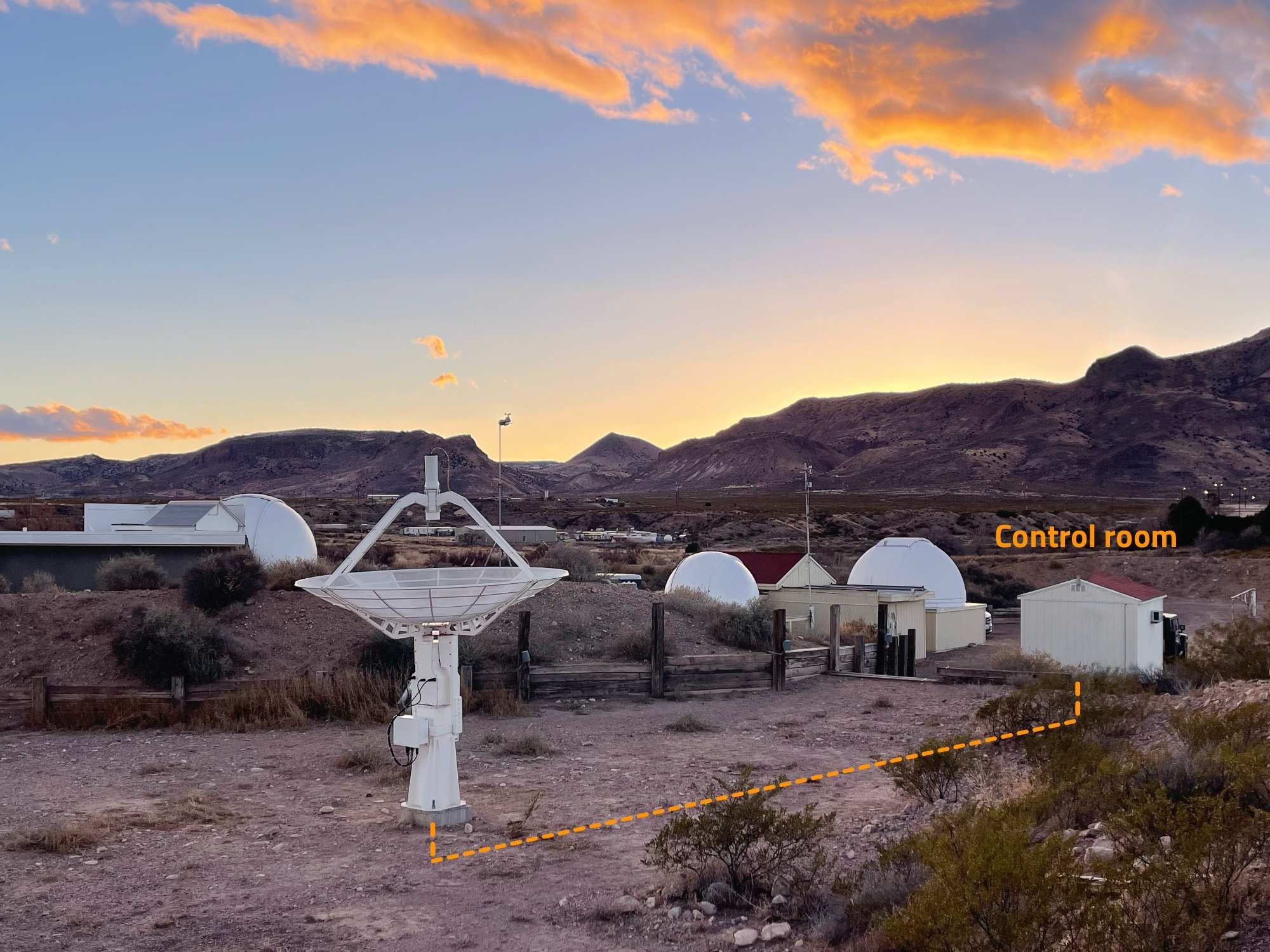 SPIDER 300A at Etscorn Observatory (New Mexico Tech university) near VLA upgraded with Radio-over-Fiber kit