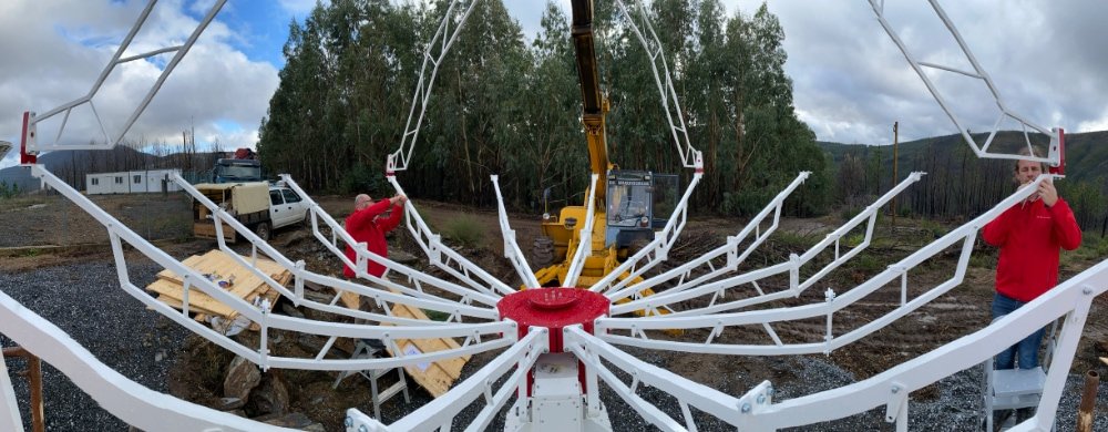 SPIDER 500A radio telescope installed in Porto da Balsa radio astronomy station: preparing the antenna support system